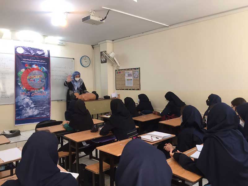 کلاسهای فرهنگی دبیرستان سلام رسالت